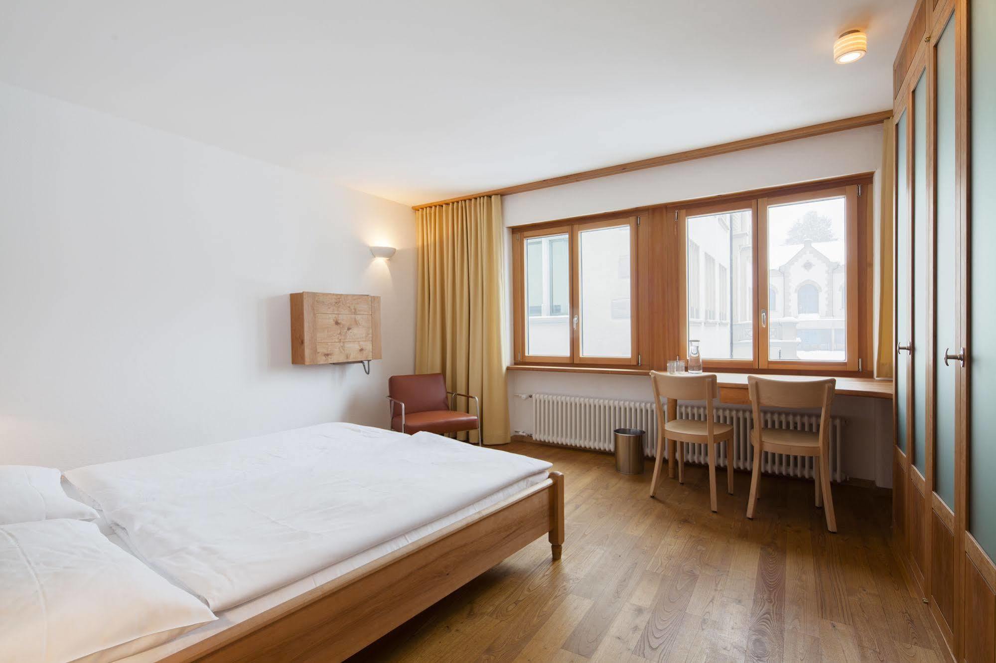 City-Hotel Ochsen Zugo Esterno foto